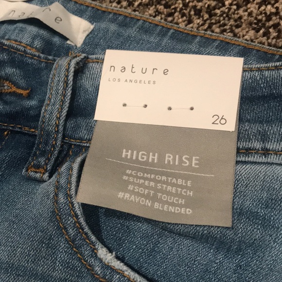 Nature Stevie Hender High Rise Destroyed Mom Jeans - Picture 9 of 9
